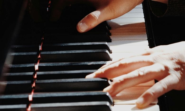 Ó Cristão, Eia Avante hino 11 da harpa